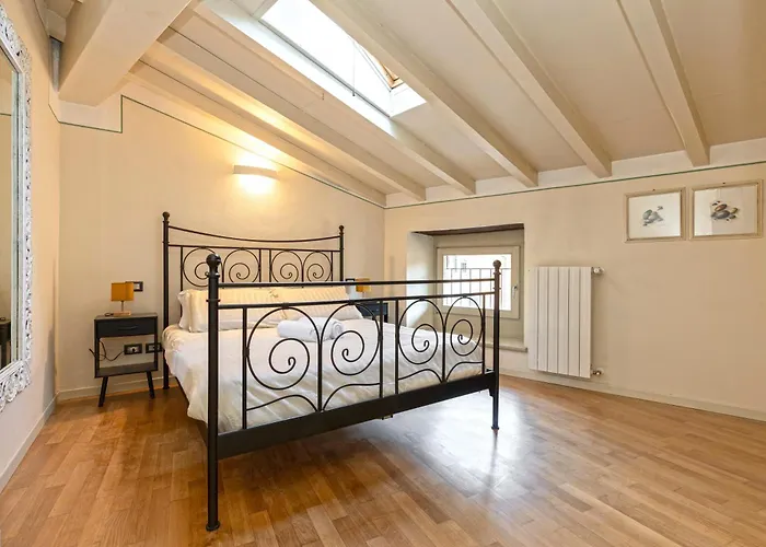 Historic Charm With Exposed Beams Ac In *