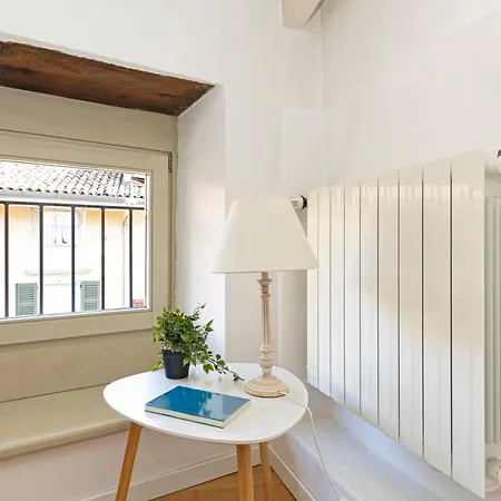 Historic Charm With Exposed Beams Ac In *