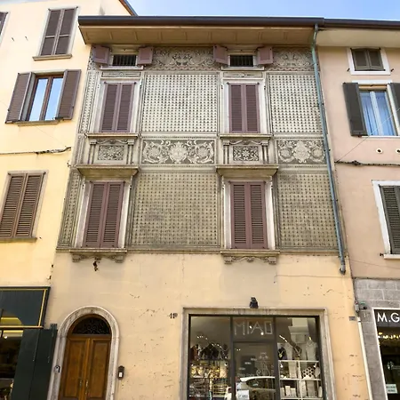 Historic Charm With Exposed Beams Ac In *